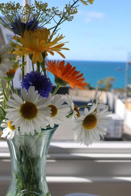 Flip Flop Flat, Sea Views, Short Stroll To Beaches Newquay (Cornwall)